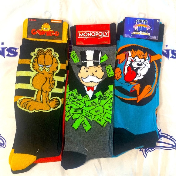 2pk of Polyester & Spandex socks VARIETY Sz:6-12 GREAT FOR THE HOLIDAYS - Picture 1 of 3